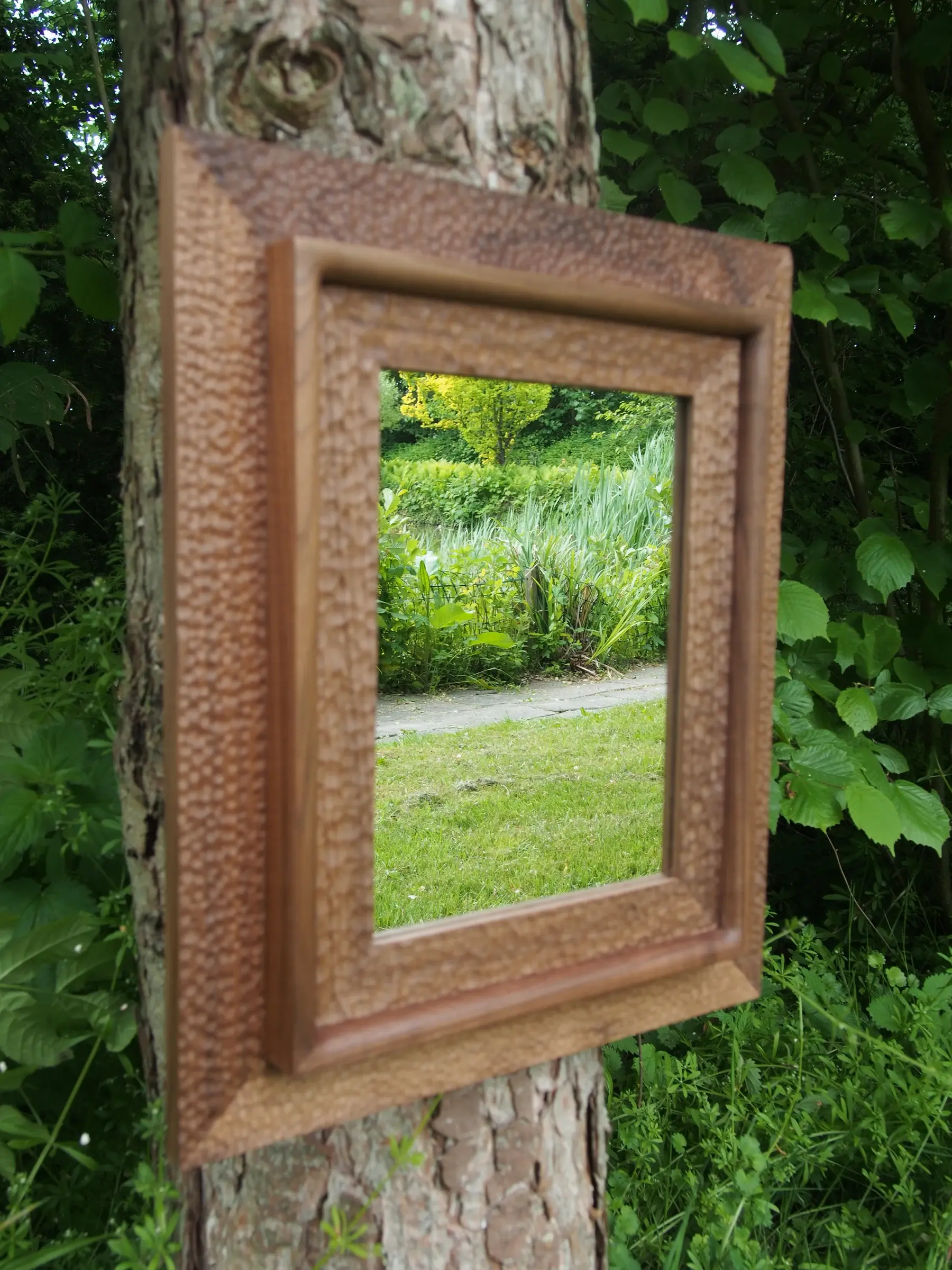CUSTOM FRAMES — detail 7